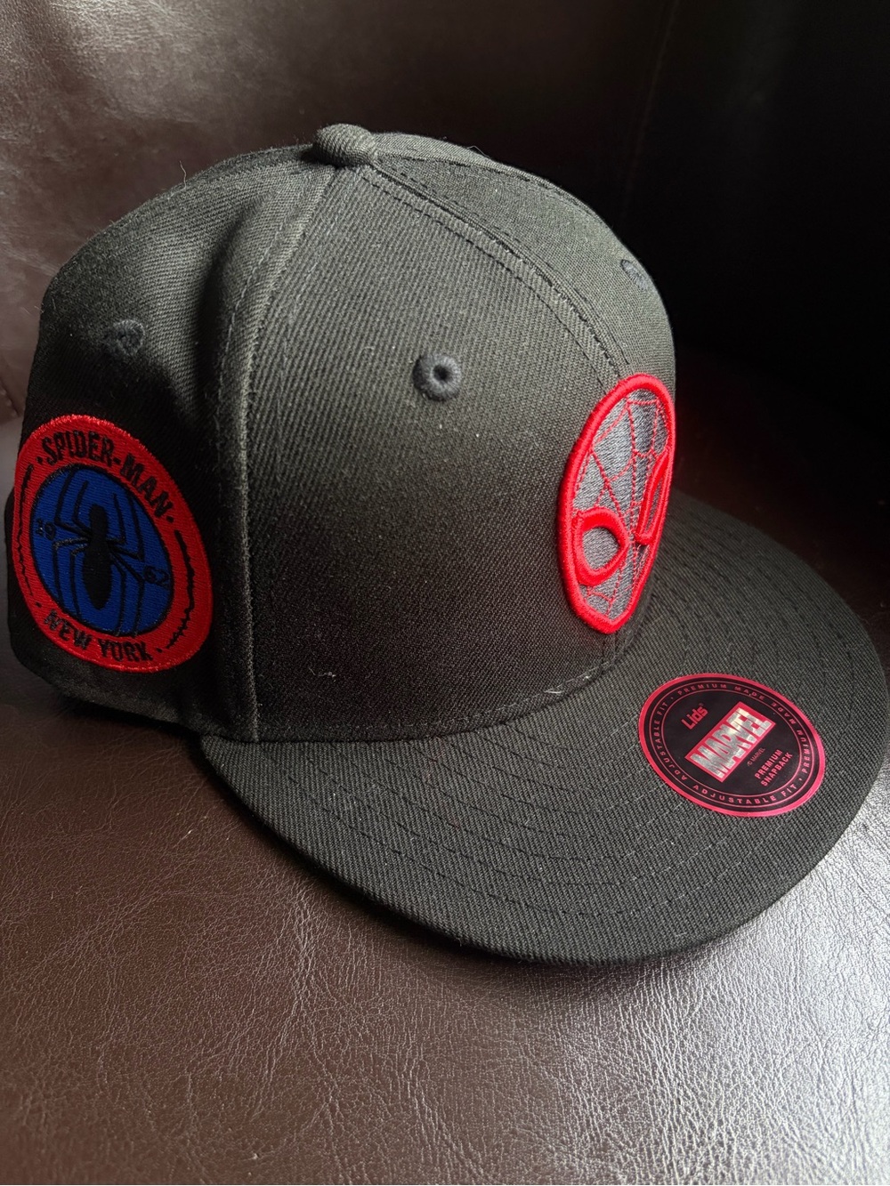 Lids Exclusive MARVEL SPIDER-MAN Embroidered Logo SnapBack Fitted Hat Cap Youth